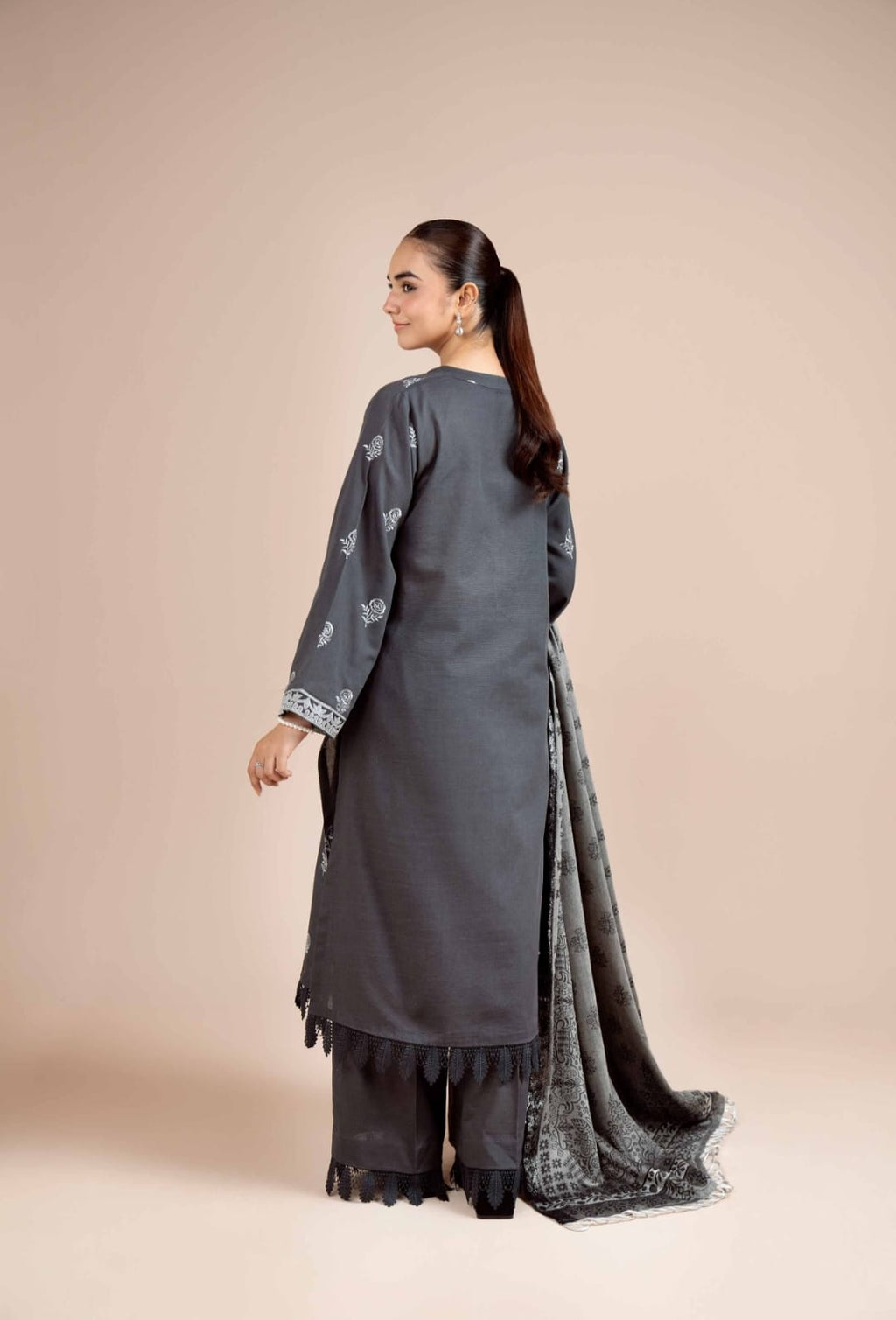 KARANDI EMBROIDERED UNSTITCHED SUIT 3PC