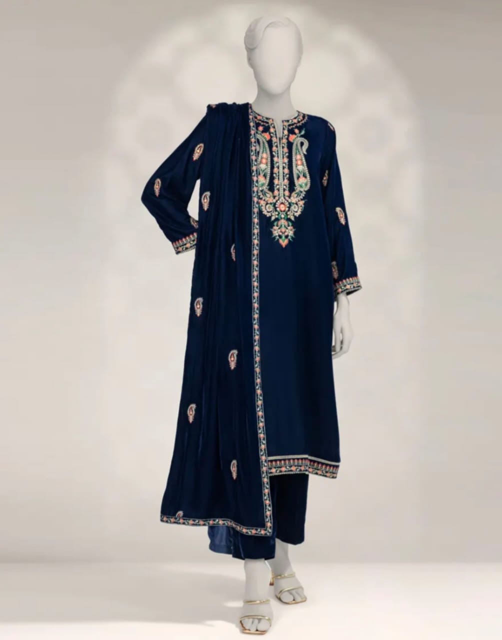 BLUE VELVET EMBROIDERED UNSTITCHED 3PC