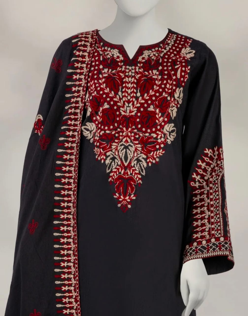 BLACK KARANDI EMBROIDERED UNSTITCHED 3PC