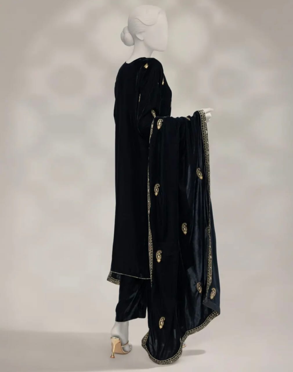 BLACK VELVET EMBROIDERED UNSTITCHED 3PC